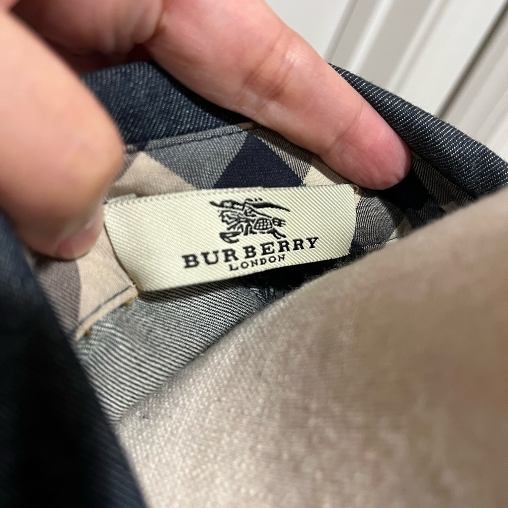BURBERRY DENIM BUTTON UP DRESS - Picture 7 of 9
